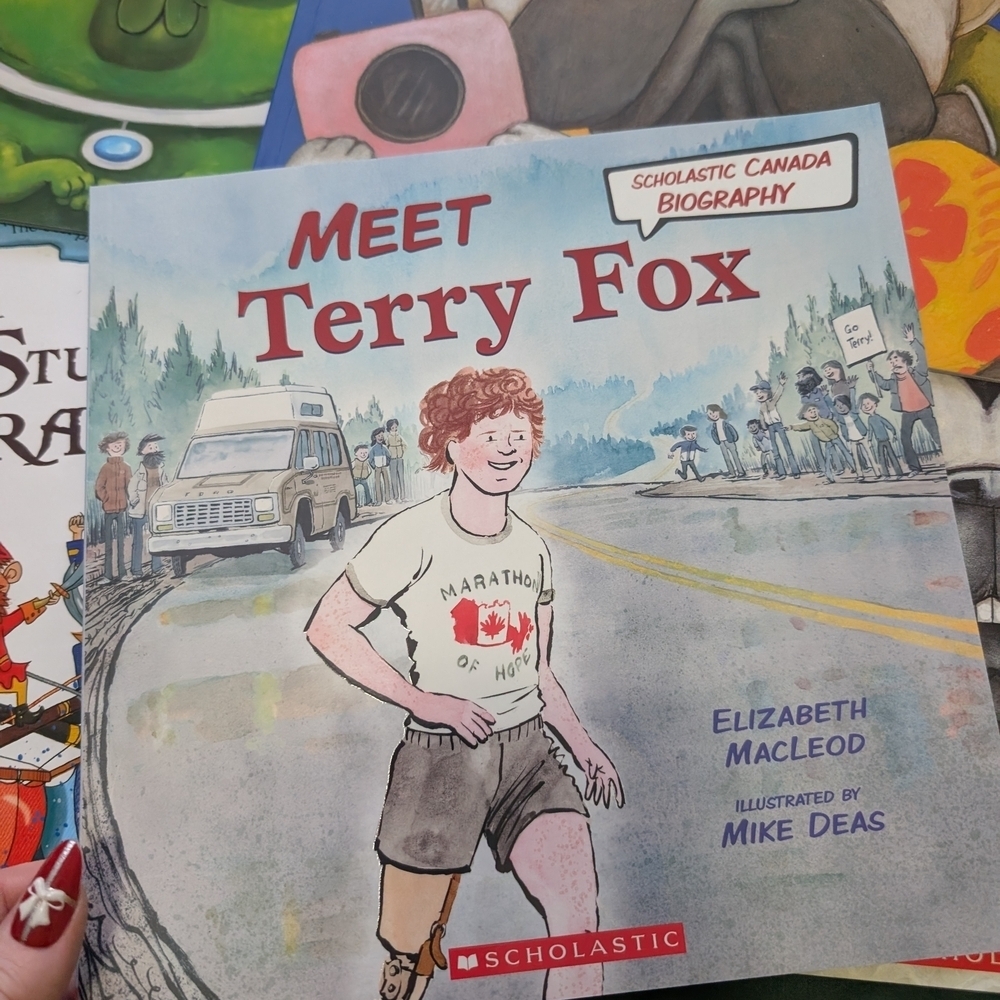Children's Book Collection Set - Picture 2 of 6